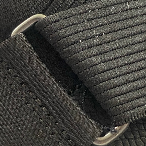 Dr Scholl’s Hold Out Black Reptile Slip On Sneaker size 7.5 NWOT - Picture 3 of 16